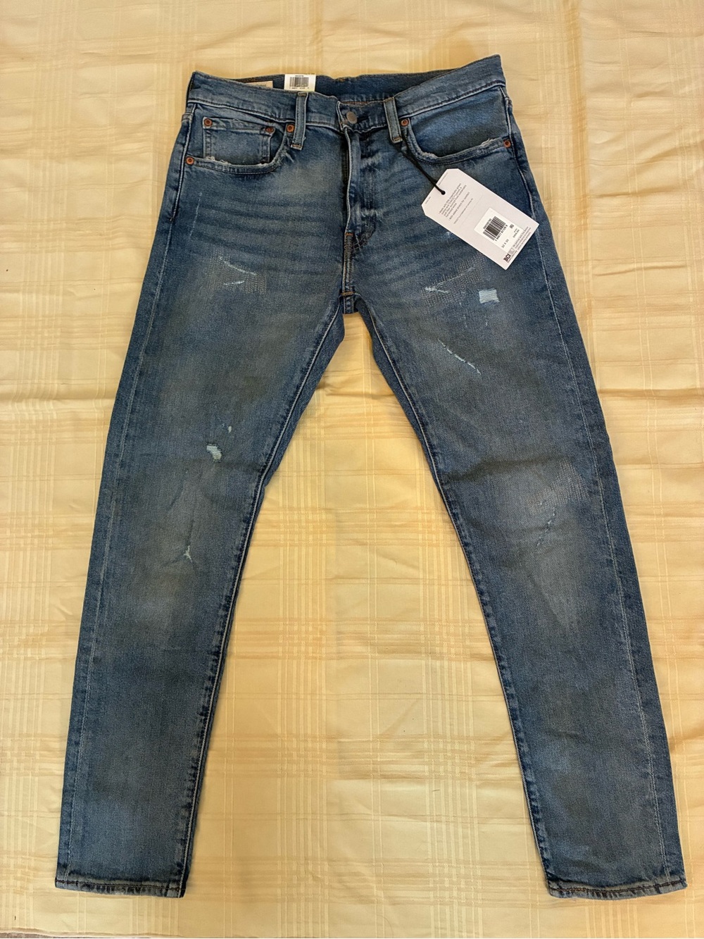 Levi's 512 NWT Slim Straight Jeans in Medium Blue Wash Tencel/Lyocell soft